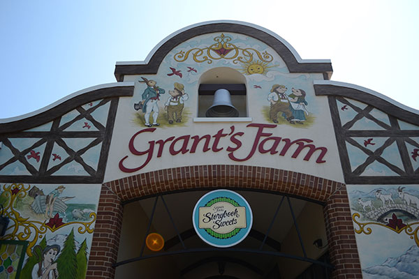 A sign for Grant's Farm in St. Louis