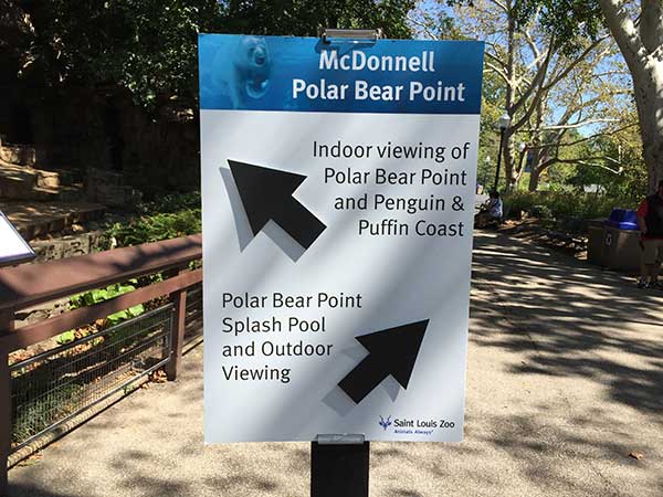 A sign directs guests to a remarkable enclosure at the Saint Louis Zoo.