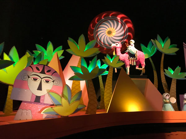 it's a small world at Walt Disney World is a gorgeous, stunning water ride.