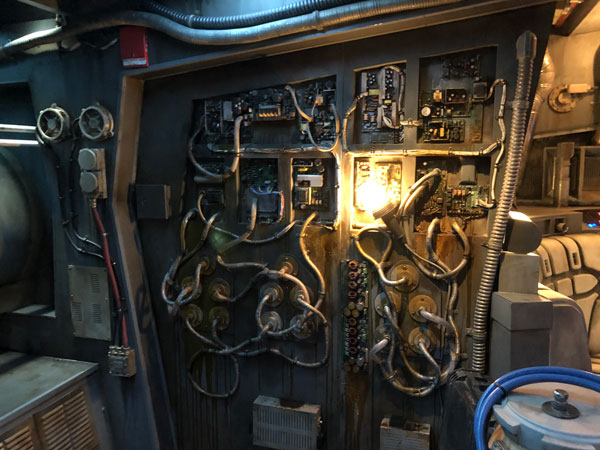 This jumbled mess of wires in the final room of the queue is just one of example of many cool details inside the Millennium Falcon.