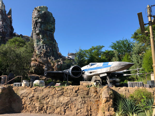 This X-wing fighter in Galaxy's Edge reminds us of the ships flown by Poe Dameron in the recent Star Wars films.