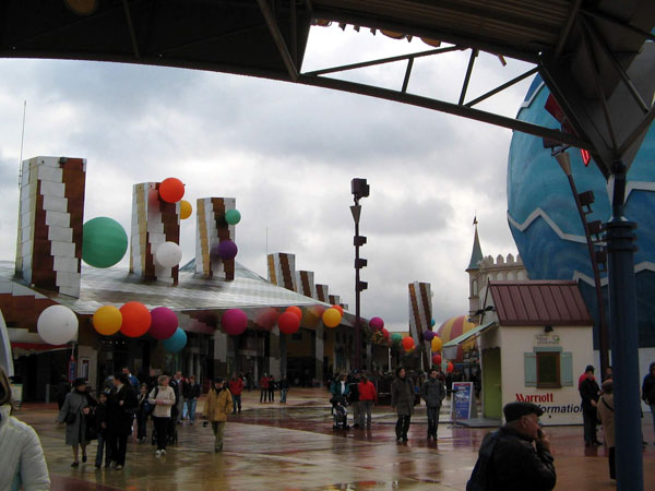 Downtown Disney at Disneyland Paris on a rainy day in 2006.