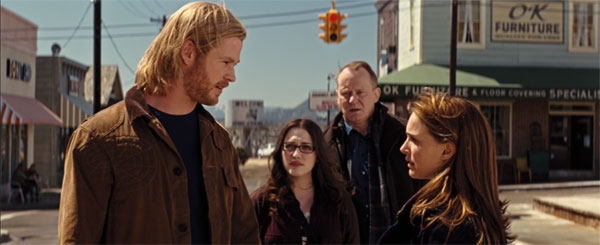 Kat Dennings and Natalie Portman join Chris Hemsworth in Thor.