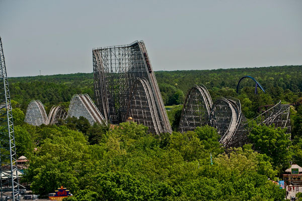 El Toro at Six Flags Great Adventure is near the top of my roller coaster bucket list.