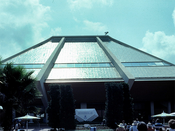 Horizons remains my favorite all-time attraction at Walt Disney World.
