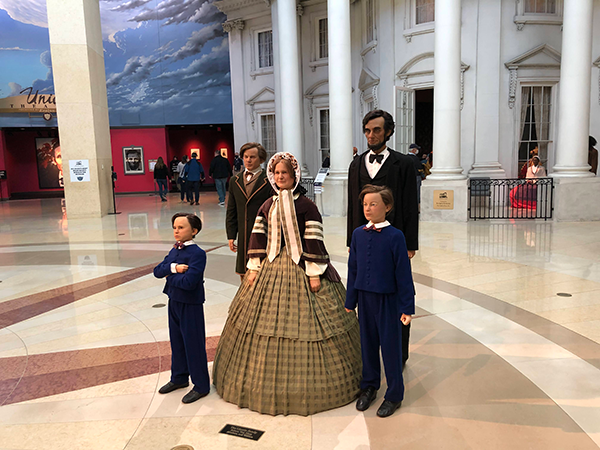 The main rotunda inside the Abraham Lincoln Presidential Museum is large and includes these figures.